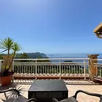 Kalypso Paleokastritsa